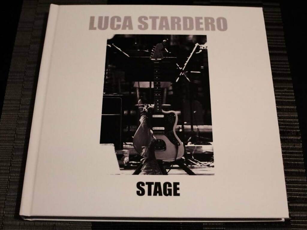 stage,-il-nuovo-libro-di-luca-stardero:-un-percorso-fotografico-tra-festival-di-sanremo-e-premio-tenco-–-riviera24
