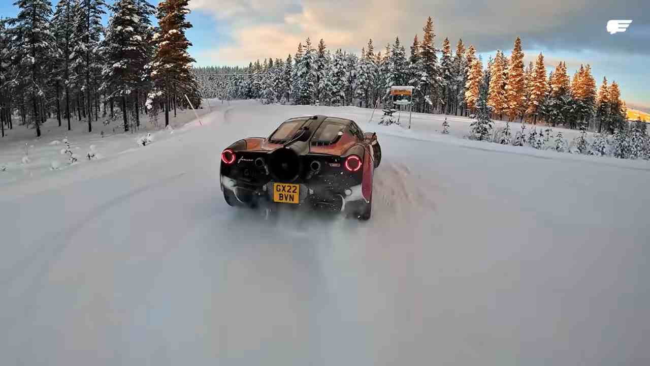 gordon-murray-t.50,-il-“ruggito”-del-v12-cosworth:-che-accelerazioni-sulla-neve-–-video