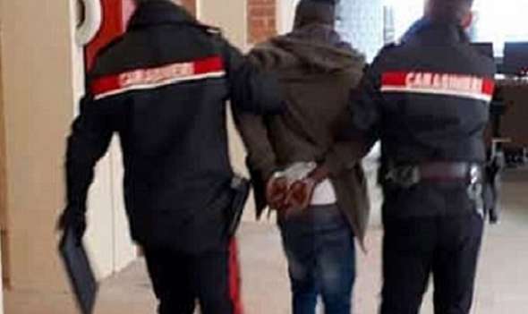 a-60-anni-continua-a-spacciare-droga:-marocchino-arrestato-nei-carruggi