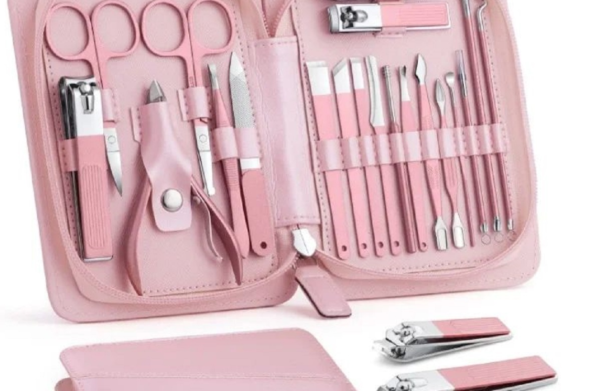 kit-manicure:-quale-scegliere-per-la-cura-delle-unghie-|-donnemagazine.it