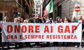 “onore-ai-gap”.-la-manifestazione-contro-la-russa-a-via-rasella